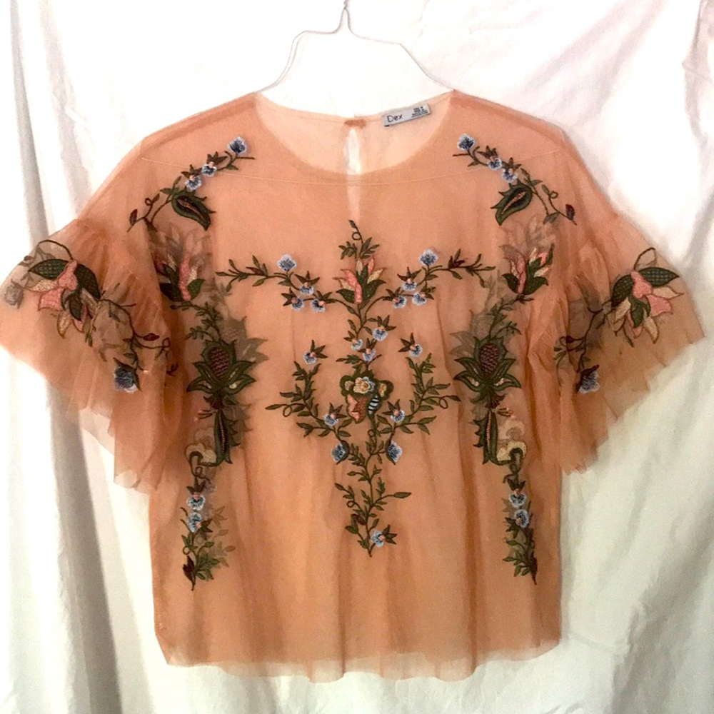 Ladies top Shear embroidered top by Dex. Size M